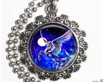 Pegasus i Moon art wisiorek, skrzydlaty obraz konia malarstwo filigranowy urok, srebrny i żywicy naszyjnik, biżuteria YessiJewels