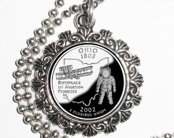 Ohio Art Pendant, USA Quarter Dollar Image, Round Photo Silver and Resin Charm Necklace