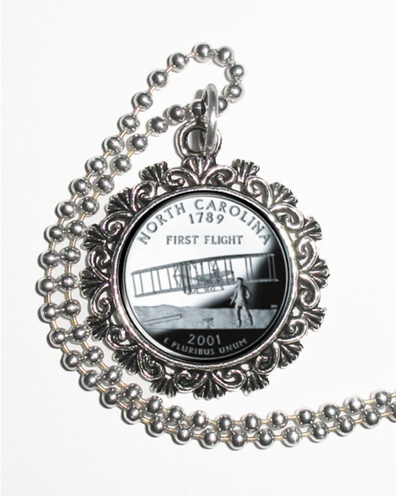 USA Quarter Dollar Image North Carolina Art Pendant Round Photo Silver and Resin Charm Jewelry Earrings andor Keychain