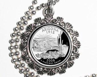 Arizona Art Pendant, USA Quarter Dollar Image, Round Photo Silver and Resin Charm Necklace