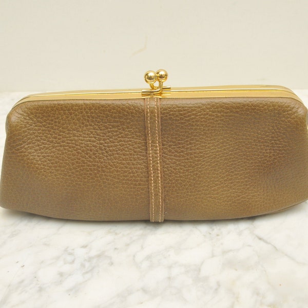 Letisse Leather Clutch