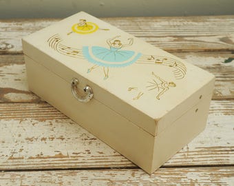 Vintage Ballerina Jewelry Music Box