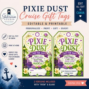 Peut inclure: Deux étiquettes cadeaux rectangulaires avec un motif vert et violet représentant une grenouille, des nénuphars, une lanterne et une silhouette de château. Le texte indique Pixie Dust, Just For You, Sprinkled with a little magic to make your cruise extra magical.