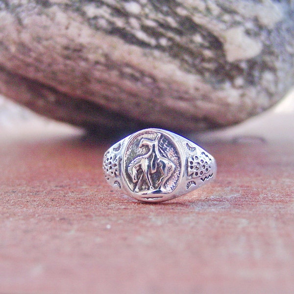 Vintage End Of The Trail Horse Ring Equestrian Native American Indian Horse Sterling Silver .925 Ring Jewelry Old New Stock Rare