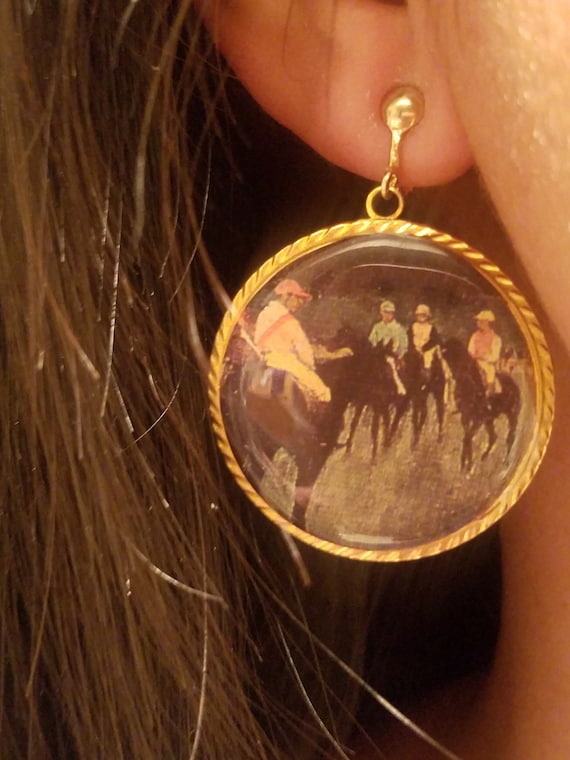 Fleurs de France Horse Hunt Scene Enamel  Earring… - image 1