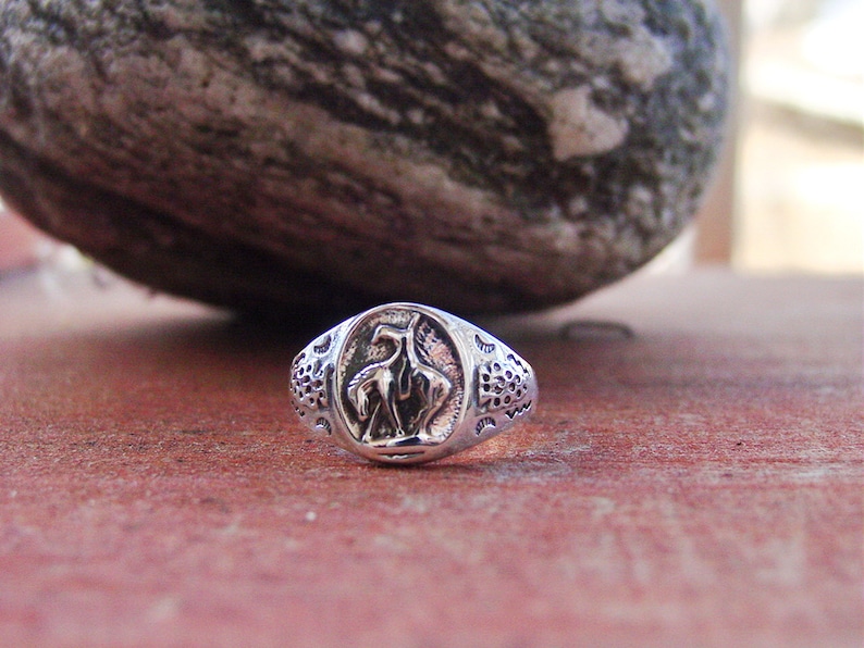 Vintage End Of The Trail Horse Ring Equestrian Native American Indian Horse Sterling Silver .925 Ring Jewelry Old New Stock Rare image 4