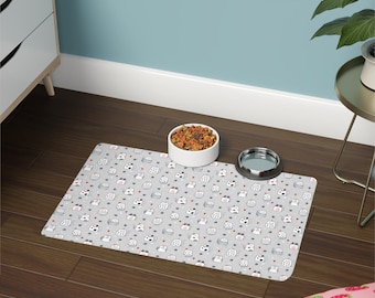 Sleepy Cats Pet Food Mat | 12x18 Splash-Proof Feeding Corner Rug