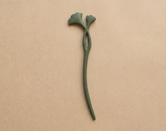 Ginkgo Leaf Hair Stick, Curved Botanical Bun Pin in Custom Colors, Bilora