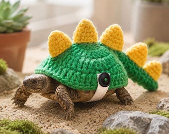 Crochet Turtle Hat for Reptiles, Handmade Dinosaur Costume Cap for Tortoise, Cute Pet Accessory, Green Turtle Shell Design, Unique Gift