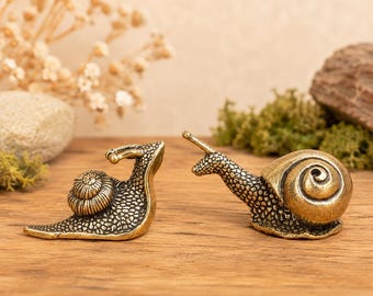 Brass Snail Figurine, Miniature Cottagecore Desk Decor
