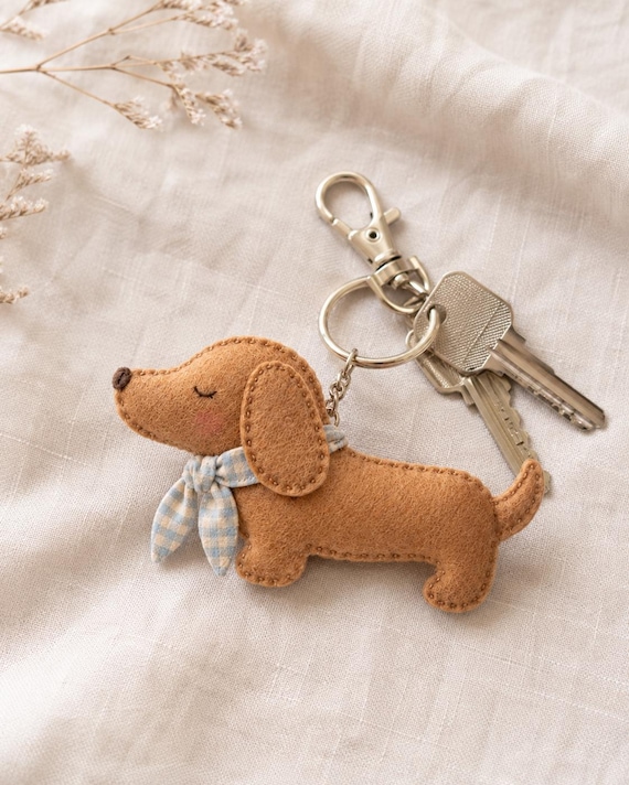 Felt Dachshund Ornament Pattern, Dog PDF Sewing Pattern, Christmas Dog Ornament, Dog Lover Gift, Beginner Hand Sewing, Instant Download