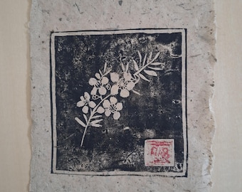 Impressão botânica da árvore do chá: arte em linóleo nativa australiana