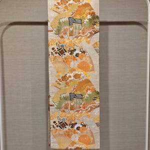 Cinturón Fukuro Obi de seda de doble cara, brocado japonés dorado con forma de abanico floral, camino de mesa de lujo, tapiz tradicional de kimono, tela para colgar en la pared