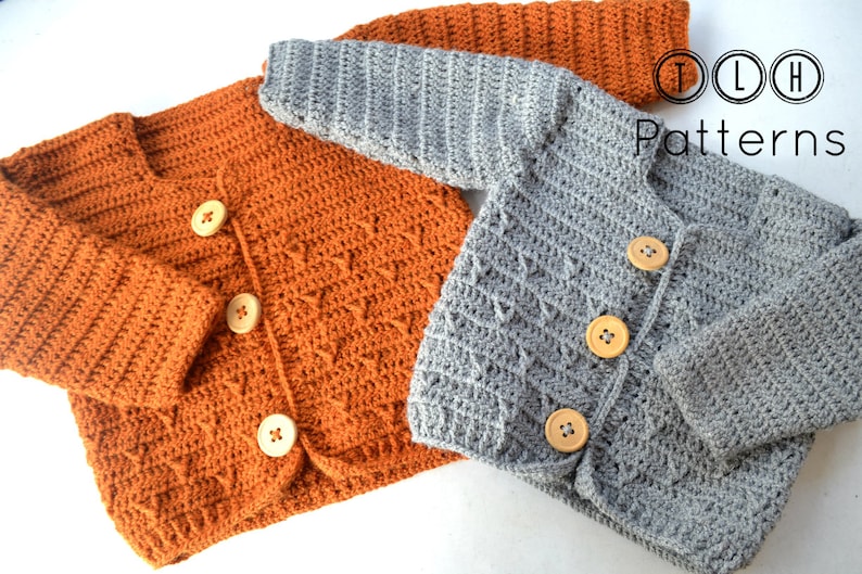 Modèle de cardigan pour bébé au crochet, modèle de pull pour bébé au crochet, modèle PDF de cardigan pour bébé, tailles 3-6 et 6-12 mois, modèle no. 111 image 1