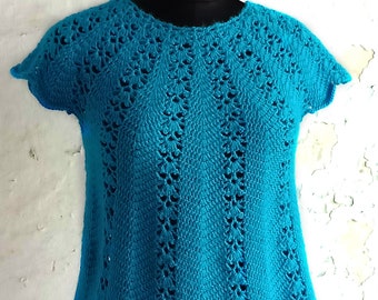 Crochet top pattern, crochet blouse, crochet pullover sweater, Madelyn top, adult 2 sizes, small/medium and medium/large, pattern no 119