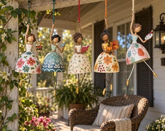 Adorno colgante vintage de una dama bailando, adorno de arte popular femenino, figura floral para jardín, decoración para el porche, regalo para ella.