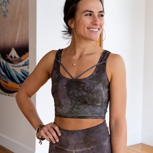 Shitake Strappy Crop Top Open back Yoga Tank Slit Weave