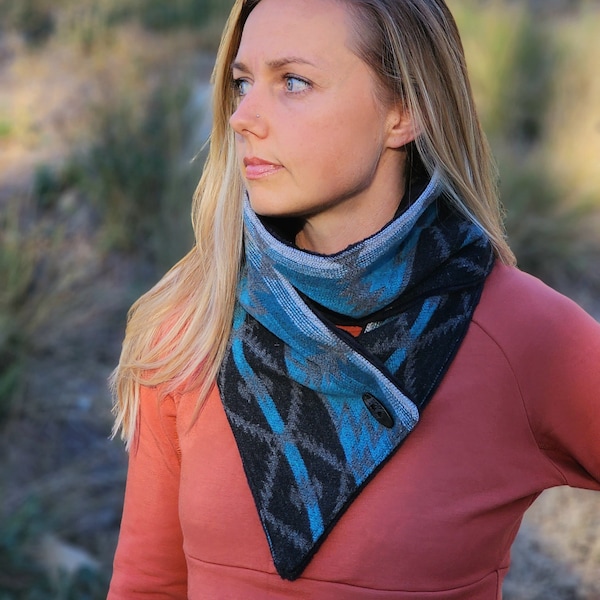 Teal and Black Southwest Adventure Snap Scarf