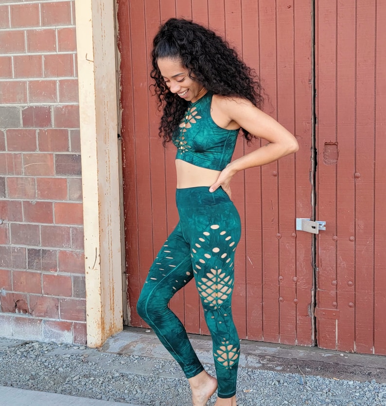 Blue Green Crop top Hand dyed Yoga Slit weave Fire hula hoop image 3