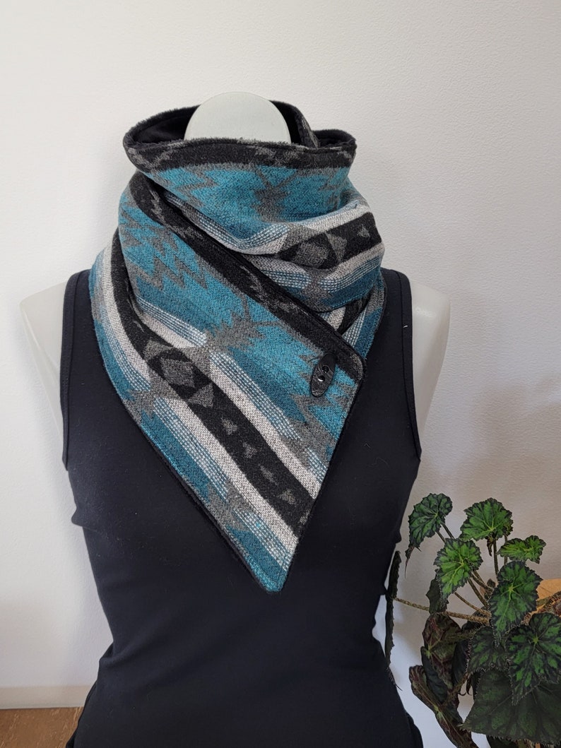 Teal and Black Southwest Adventure Snap Scarf image 6