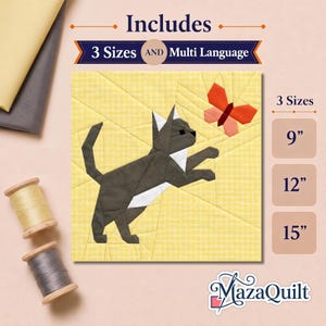 Könnte beinhalten: Ein Quilt-Muster mit einer grauen Katze, die nach einem orangefarbenen Schmetterling auf gelb kariertem Grund greift. Der Text umfasst Includes 3 Sizes AND Multi Language, 3 Sizes, 9, 12, 15 Zoll und MazaQuilt. Zwei Garnrollen sind abgebildet.