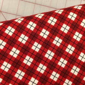Taglio FAT QUARTER di The Woodsman - Bias Plaid in Red di Lori Whitlock per Riley Blake