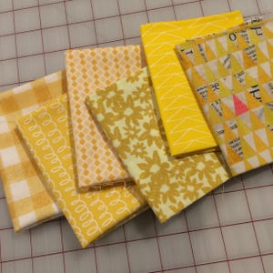 Set of 6 Yellow Blender Fat 8 cuts - Designer quilt weight cottons - #155