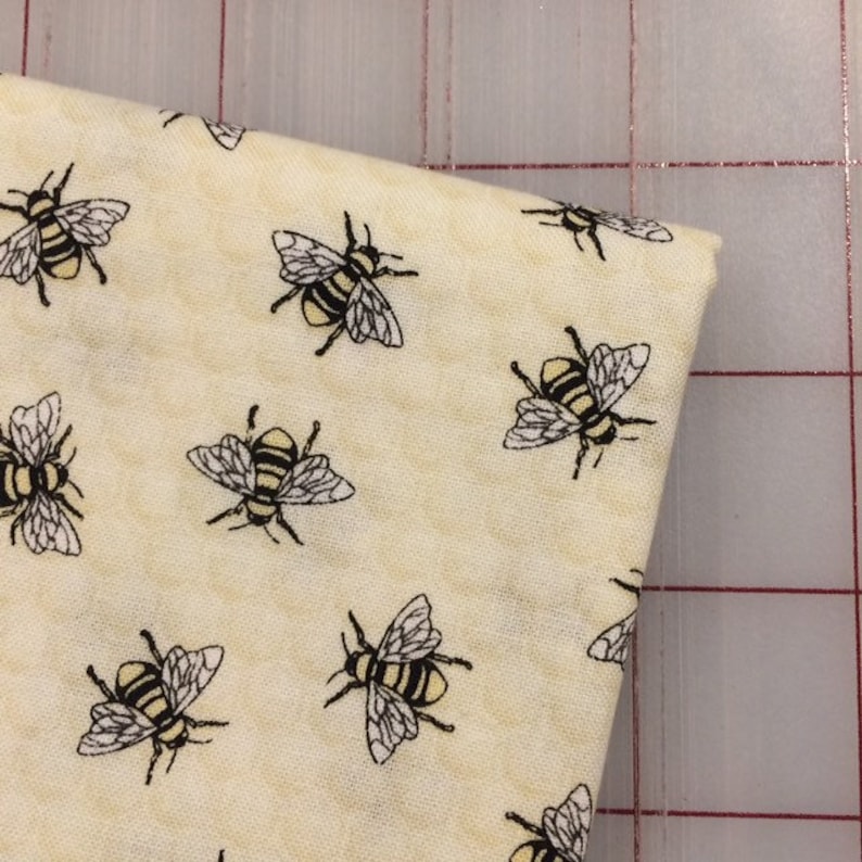 Tossed Bees by Timeless Treasures HALF YARD cut of Hive Rules