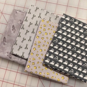 Set of 4 - Gray I Spy Fat 8 Cuts - Set #107 - quilting weight cotton fabric