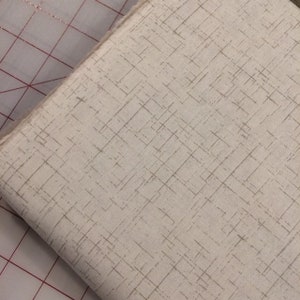 Fat Quarter cut of Stargazer Texture in Ivory image 3