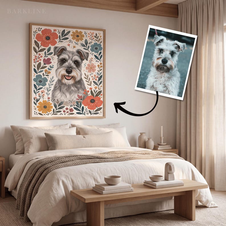 Pode incluir: Uma impress&atilde;o art&iacute;stica emoldurada apresentando uma ilustra&ccedil;&atilde;o digital de um c&atilde;o Schnauzer cinzento rodeado por padr&otilde;es florais coloridos em tons de vermelho, laranja e azul, com uma fotografia de refer&ecirc;ncia menor do mesmo c&atilde;o &agrave; direita.