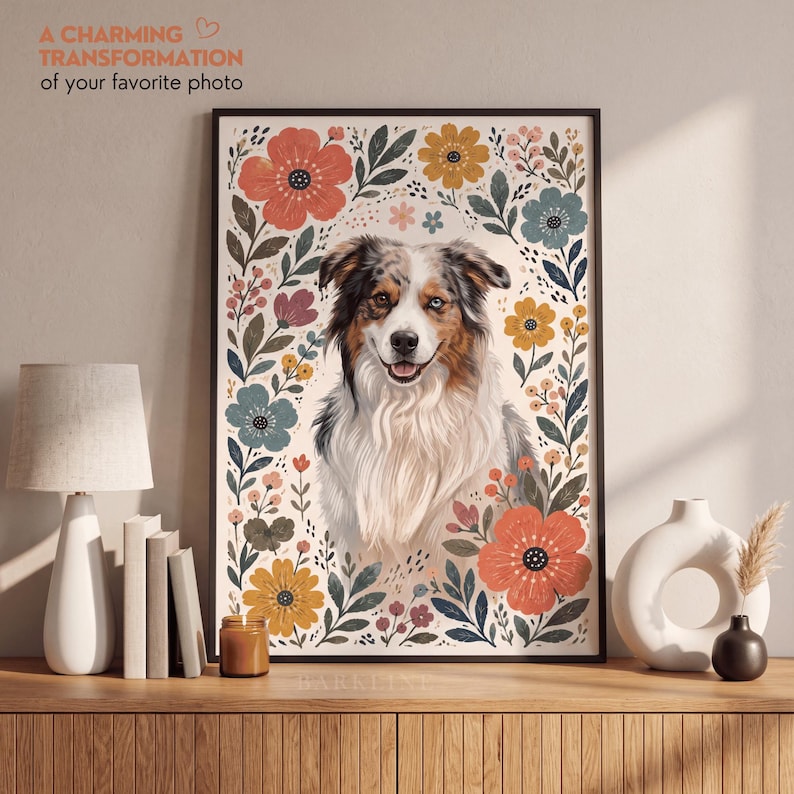 Pode incluir: Uma impress&atilde;o de arte de parede retangular emoldurada apresentando um retrato de um c&atilde;o pastor australiano marrom, branco e preto cercado por um padr&atilde;o floral colorido de flores vermelhas, amarelas e azuis. O texto A CHARMING TRANSFORMATION of your favorite photo est&aacute; impresso no topo.