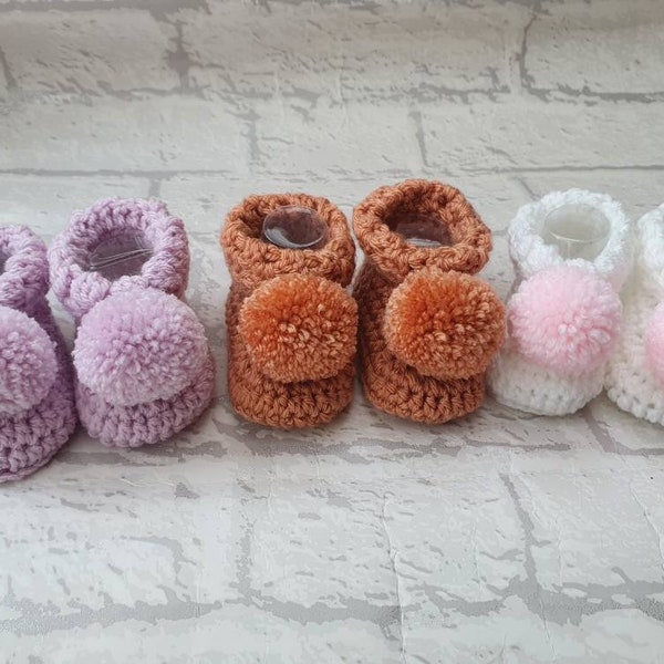 White pompom booties, crochet baby booties, lilac pompom booties, orange booties, newborn