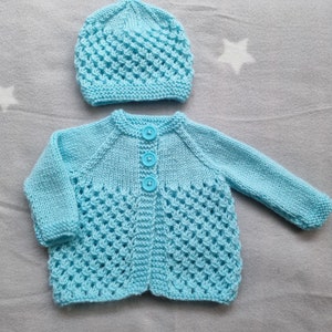 hand knit baby sweater, turquoise baby hat, turquoise knitted cardigan, newborn clothing image 4