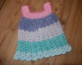 Conjunto de vestido y diadema de crochet para bebé: conjunto multicolor para recién nacido