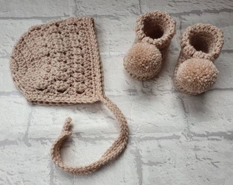 Crochet baby bonnet, pompom booties, beige baby bonnet, white set, lemon set newborn, 0-3 month, 3-6 month, 6-12 month