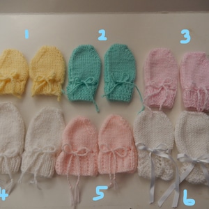 hand knit baby mitts / baby girl mittens / boy mittens / knitted mitts / baby hand warmers / baby gloves