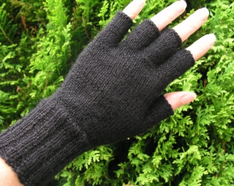 Black alpaca fingerless gloves