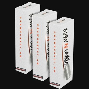 Puede incluir: Tres cajas rectangulares blancas dispuestas verticalmente, cada una con el texto RAW N UNKUT y el usuario de redes sociales @RAWNUNKUT_NM en naranja y negro. Cada caja muestra un gráfico de una hoja de afeitar metálica y el texto 200 HALF BLADES.