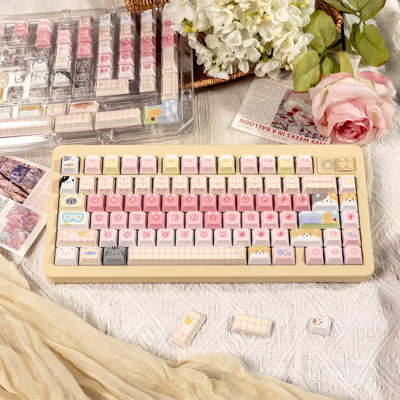 Cute Cat Keycaps Set, MOA PBT, Kawaii Pink Yellow (140 Keys) - Etsy