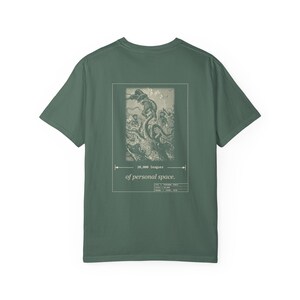 Camiseta "20.000 leguas de espacio personal", camiseta divertida para introvertidos por delante y por detrás, calamar gigante de Julio Verne imagen 10