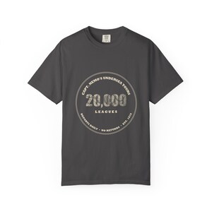Camiseta "Capt Nemo's Undersea Tours", "Uma estrela, não", camiseta engraçada na frente e nas costas, lula de Júlio Verne imagem 15