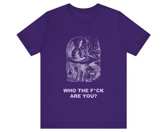 T-shirt « Qui es-tu, putain ? », T-shirt John Tenniel Chenille Gravure Victorienne, Cadeau Humour Littéraire Pays des Merveilles de Lewis Carroll