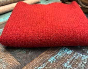 Strawberry seeds 100% wool