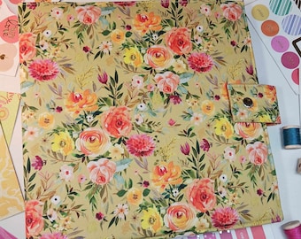 Binder Cover - in Hawthorne Big Blooms fabric