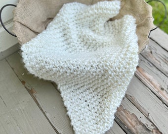 White Handknit Baby Small Blanket Photography Prop Blanket