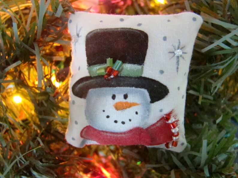 Dollhouse Miniature Pillow-Top Hat Snowman image 6