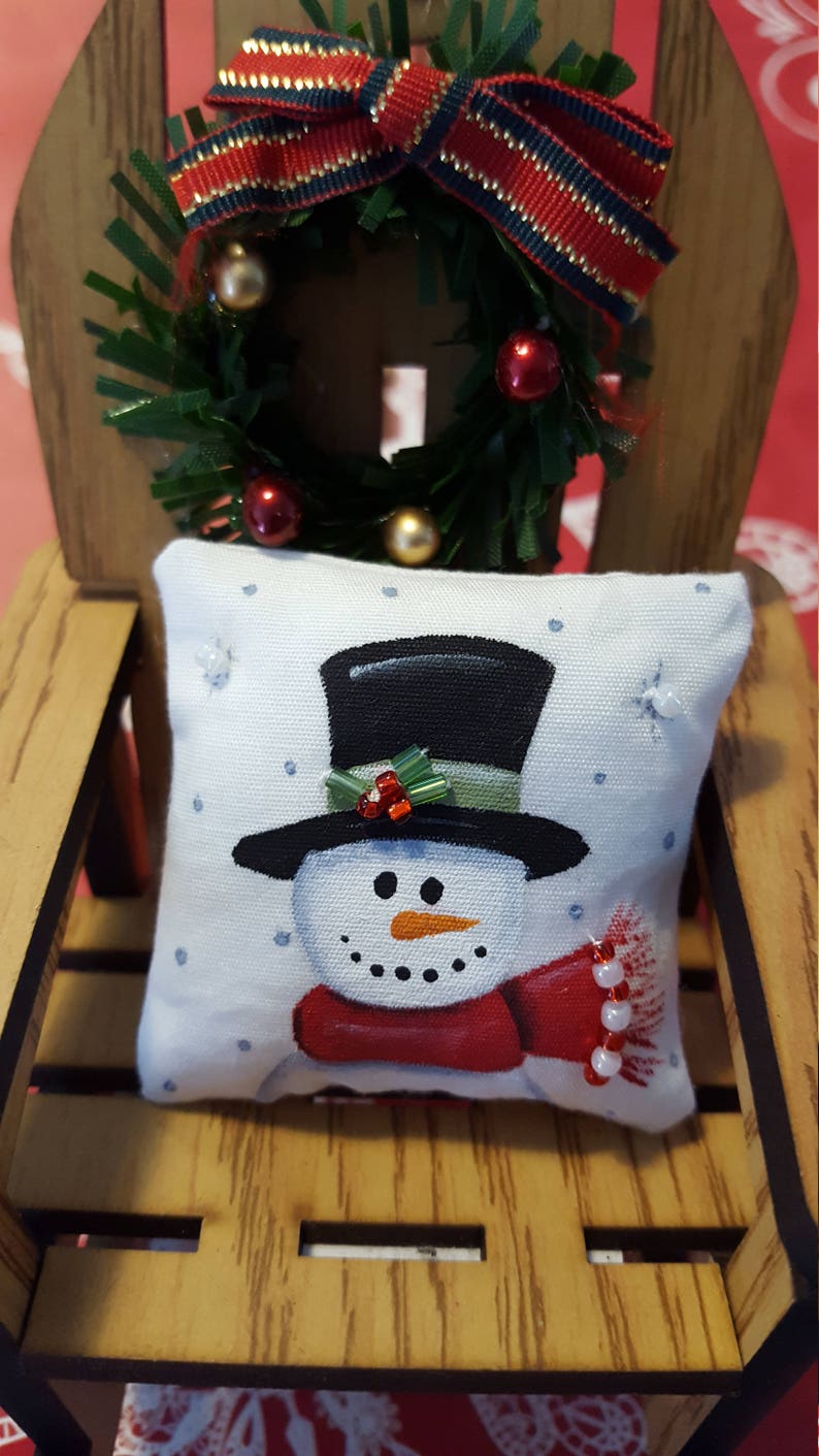 Dollhouse Miniature Pillow-Top Hat Snowman image 2