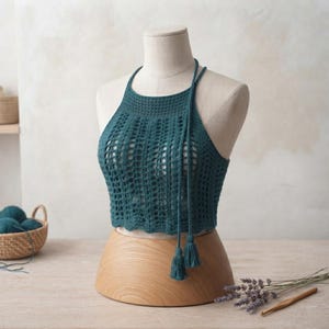 Patrón de top halter de crochet, espalda con lazo de punto concha, top corto estilo boho para festivales (descarga digital)