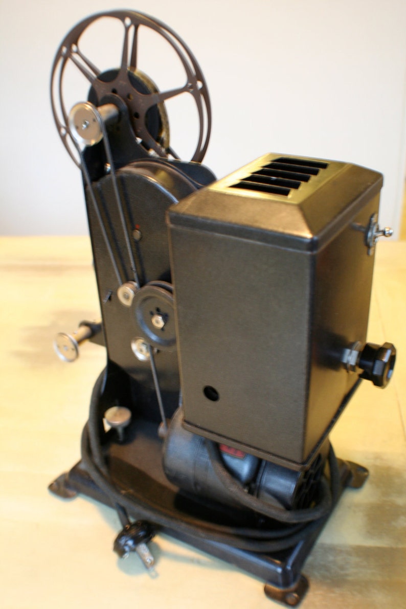 Kodascope Eight by Eastman Kodak Co 1920s 8mm Projector Etsy
